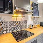 4 Guest Flat Central In Montorgueil