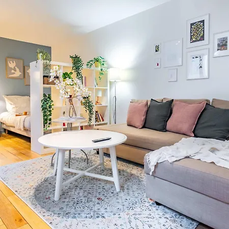 4 Guest Flat In Montorgueil Apartment